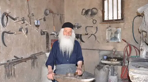 تنبورنواز نامدار ایران درگذشت + عکس