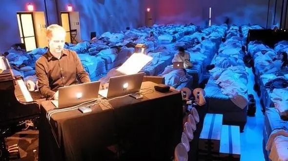 عجیب ترین کنسرت موسیقی تاریخ +عکس ها