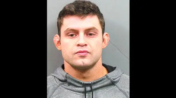 نصب دوربین مخفی در حمام باشگاه دختران / 175 عکس و فیلم که آبروی دخترها را برد +عکس