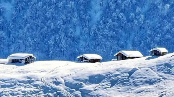 عکس کارت پستالی از ماسال 