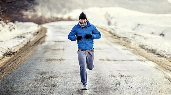 دلایل اضافه‌ وزن در زمستان 