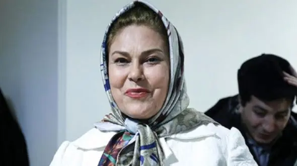 شکاف نسل‌ها را بزرگ‌ترها ایجاد کرده‌اند