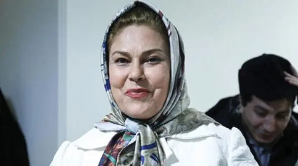 شکاف نسل‌ها را بزرگ‌ترها ایجاد کرده‌اند
