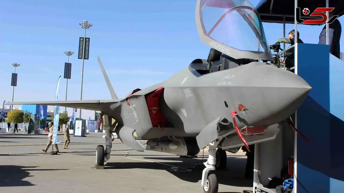 عکس | جنگنده F-35 با نشان عربستان در ریاض / پیام سیاسی یک نمایش نظامی