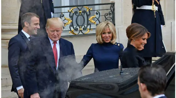 دود کردن خودروی گران قیمت ترامپ در کاخ الیزه + عکس