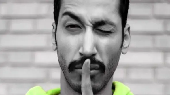 فیلم آواز باشکوه محسن تنابنده و بهرام افشاری در موزیک ویدئو ای کاش با صدای دلنواز《آراز تروسیان》