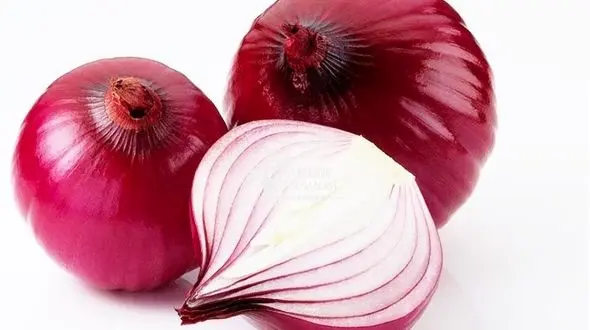 درمان عفونت گوش با یک برش پیاز