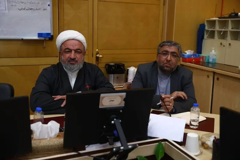 جلسه  اعضای کمیسیون امنیت ملی با عراقچی و بقائی 