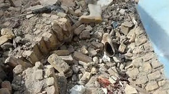 کارگران ساختمانی در قدمگاه زیر آوار ماندند / 4 کشته و زخمی نتیجه تخریب غیر اصولی ساختمان
