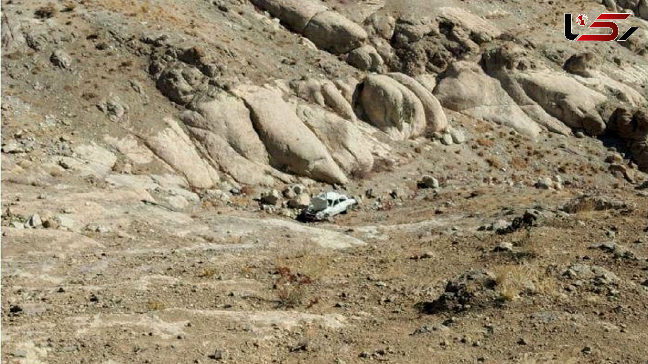 سقوط مرگبار پراید به دره الموت / 2 تن در دم جان باختند + عکس

