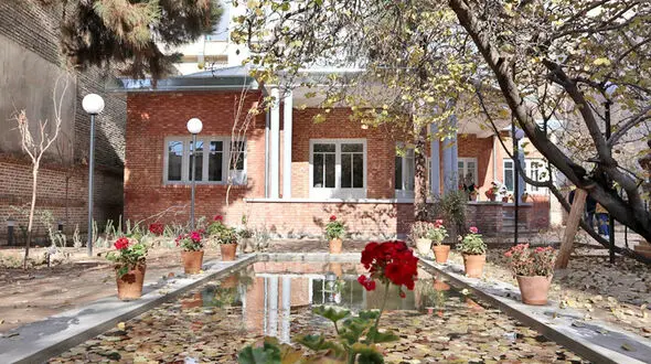 خانه نیما یوشیج ، تهران، محله دزاشیب + فیلم