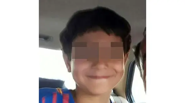 استحمام کودک ۷ ساله با سموم کشاورزی توسط پدر بی رحم + عکس