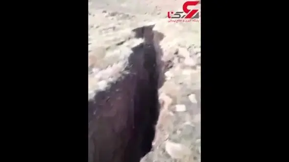  فیلمی از شکاف های عمق در کوه های "کانی عزیز" کرمانشاه بعد از زلزله 7.3 ریشتری
