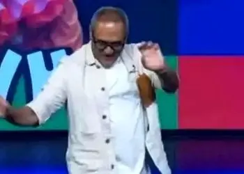 فیلم  رقص رامبد با چشم و دلوم روشن که روزبه حصاری بهش میگه چه مبتذلی ...