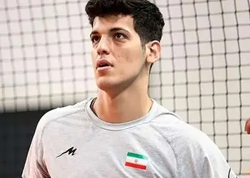 فیلم آواز جگرسوز صابر کاظمی، ستاره جوان پَرپَر شده والیبال ایران / چقدر دلنشین میخونه / خدا به مادرش صبر بده  ... / روحش شاد