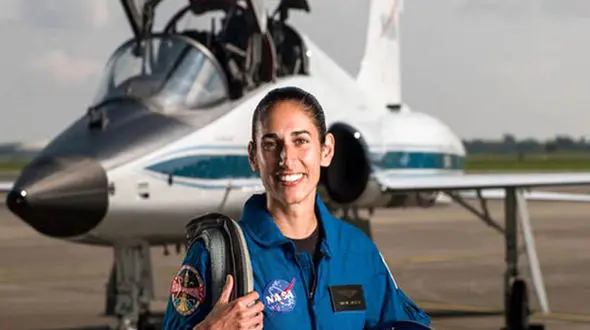 زن ایرانی که واقعا به مریخ می رود / یاسمین مقبلی کیست؟