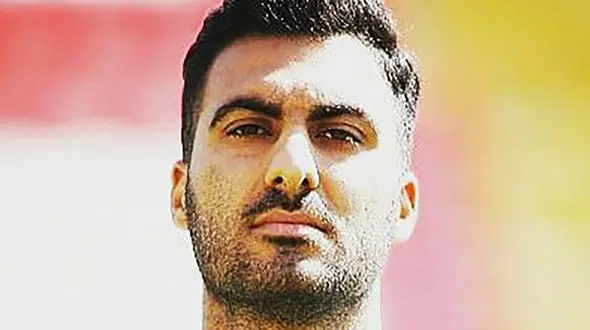 لاکچری بازی لژیونر مطرح ایرانی کنار دریا/ تیپ خاص آقای فوتبالیست شهر را به هم ریخت + عکس