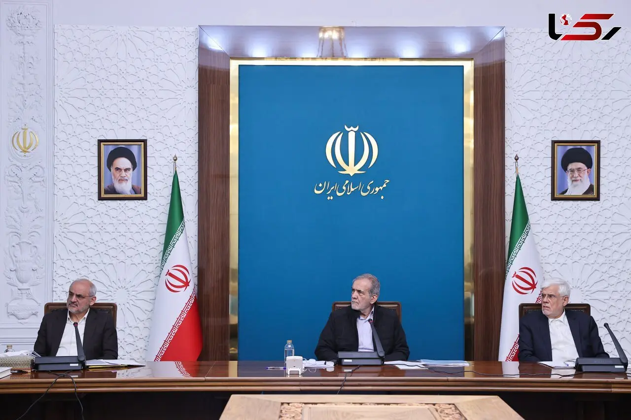 پزشکیان: دولت مصمم به اجرای طرح‌های توسعه‌ای دریامحور است