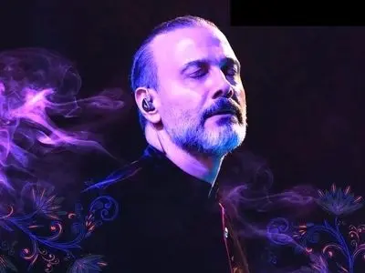 آواز پر احساس؛ شعر از فریدون مشیری و صدای علیرضا قربانی و هق هق سروش صحت