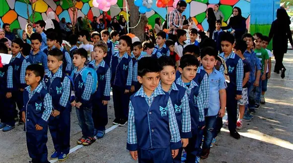 سازمان مدارس غیردولتی باید پیگیر عودت شهریه مازاد بیشتر از 145 میلیون تومان شود / والدین را سرگردان ادارات برای دریافت حق و حقوقشان نکنید!