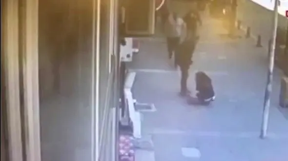 واقعیت فیلم کتک زدن زن بی حجاب در خیابان / این فیلم متعلق به کجاست؟