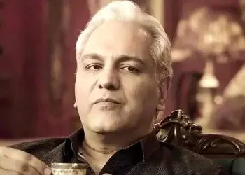 فیلم / بامعرفت مثل مهران مدیری / وقتی کارگردان شیش ماهه با یک بوسه 5 میلیارد تخفیف داد!