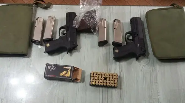 توقیف خودرو حامل سلاح‌های جنگی در چابکسر