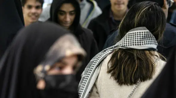 ماجرای سیلی زن به دختر جوان در پاساژ آرمیتاژ مشهد + جزئیات