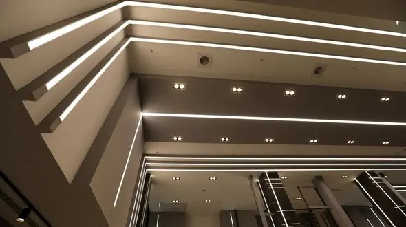 ویژگی‌های یک لاین نوری باکیفیت