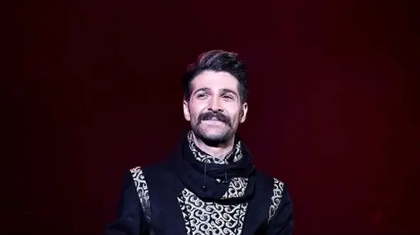 فیلم آواز باشکوه  و احساسی حمید هیراد  برای بندرعباسی ها  ! / چقدر سوزناک ! + موزیک ویدیئو