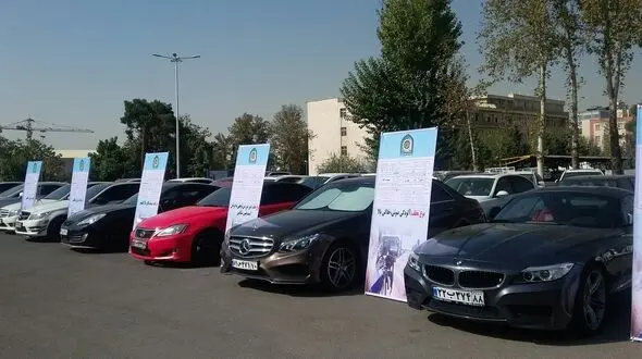  55 ماشین لوکس بچه پولدارهای  تهرانی در پارکینگ پلیس + عکس ها
