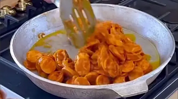 طرز درست کردن سوسیس بندری + فیلم