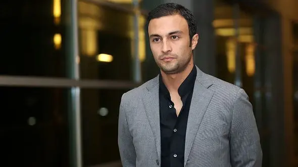 انتقاد تند امیر جدیدی از گرانی و تورم  /  چرا یک قدم بر نمی دارند! + عکس