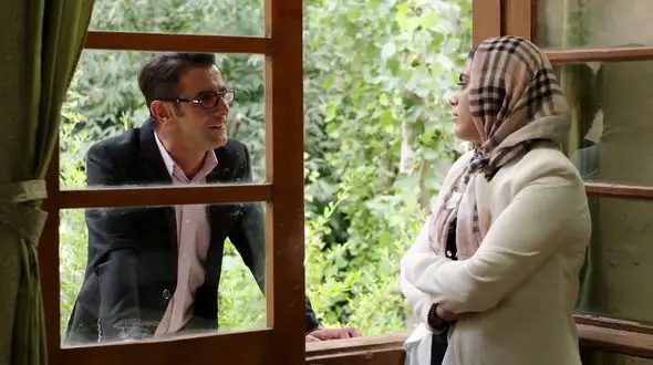 منتشر شد / نماهنگ "آرامش" با صدای بهنام صفوی و بازی امین حیایی + فیلم 