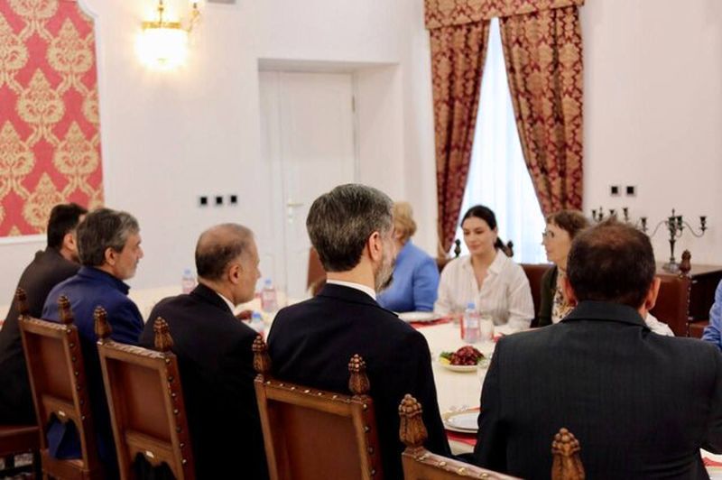 سفیر ایران خبر داد :سفر «پوتین» به تهران در آینده نزدیک /سرمایه گذاری ۸ میلیارد دلاری روسیه در میادین گازی ایران