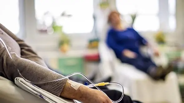 رئیس سازمان غذا و دارو: کمبود داروهای سرطان نخواهیم داشت