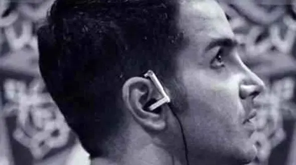 دانلود آهنگ باشکوه محسن یگانه / من نبضم با لبخند تو میزنه ...