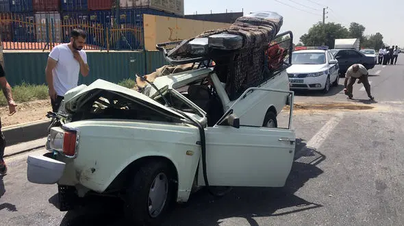 تریلی در آزادگان حادثه آفرید + عکس