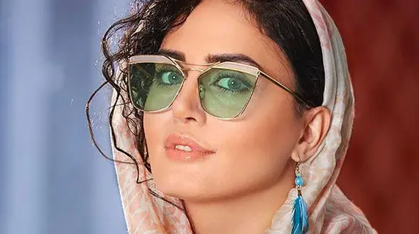 فیلم پیانو زدن الناز شاکردوست در خانه !