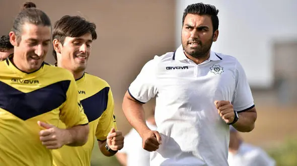 حمله مسلحانه به مربی تیم فوتبال مطرح در یک رستوران نیشابور + عکس