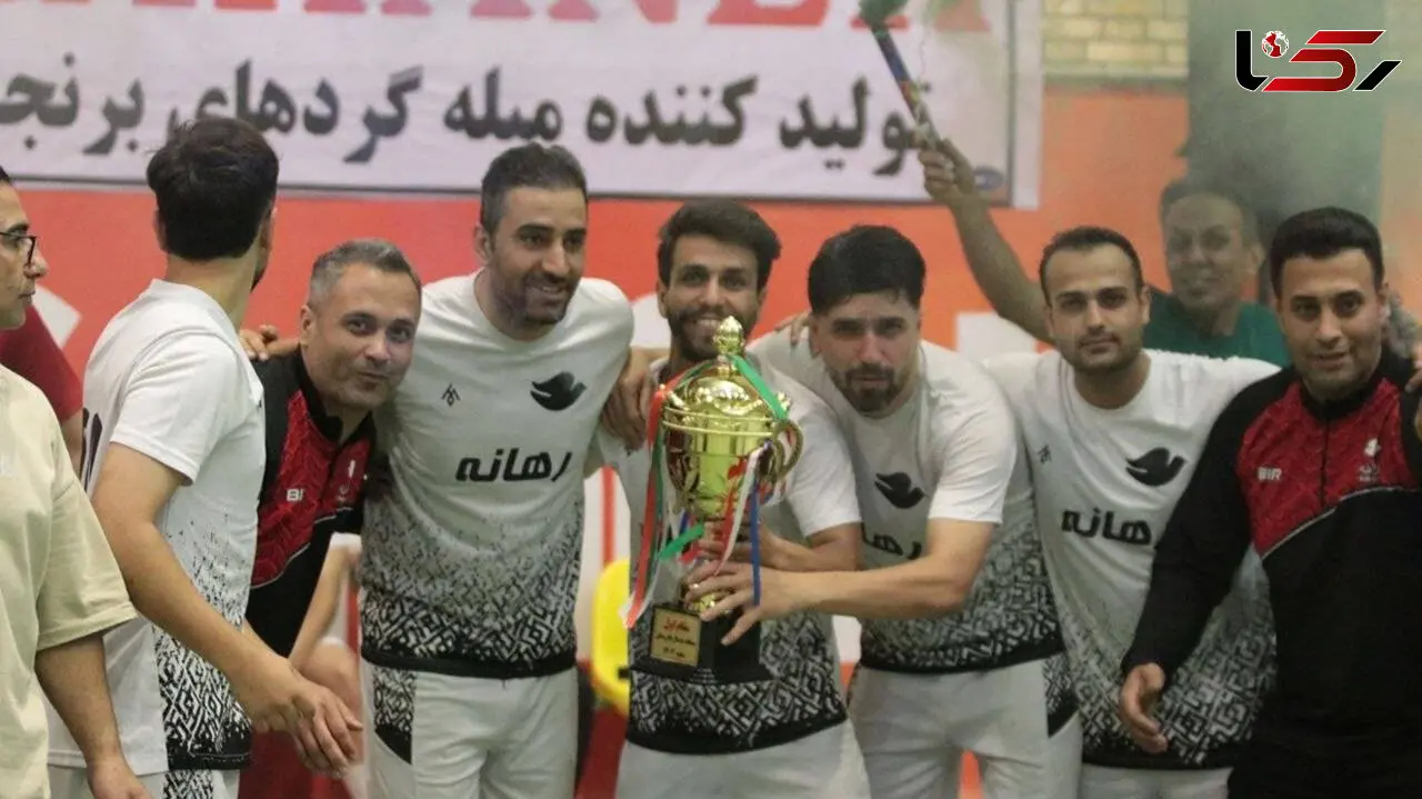 قهرمانی مقتدرانه رهانه در شبی تاریخی 