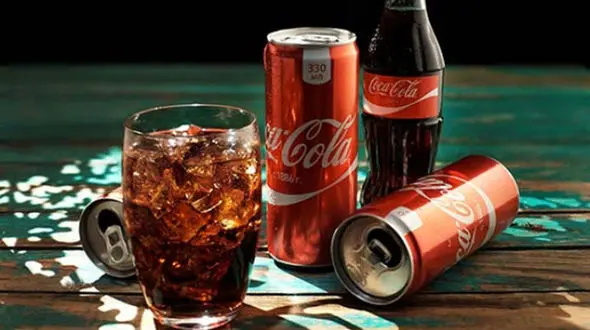 خطر سکته با مصرف نوشابه + اینفوگرافی