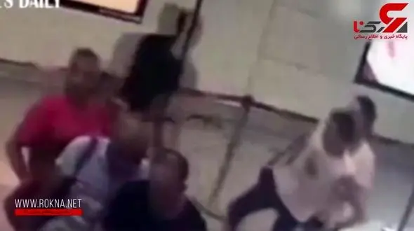 مسافر مترو به طرز ماهرانه‌ای دزد فراری را گیر انداخت +فیلم
