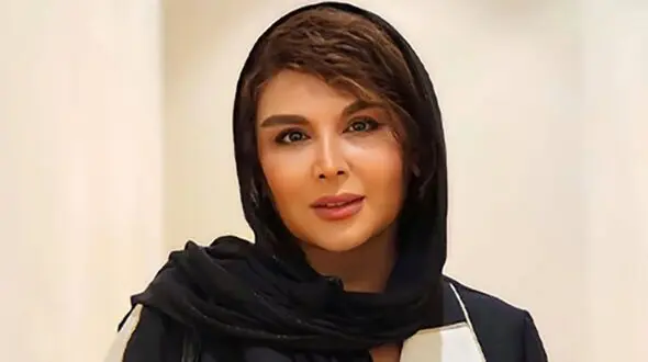 شهره سلطانی عزادار شد؛ حضور بازیگران در مراسم ترحیم برادر شهره سلطانی