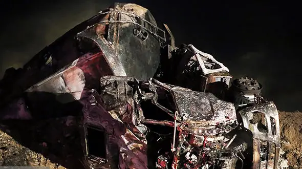 شاخ به شاخ مرگبار با 4 کشته در خاش/ معجزه در زنده ماندن 2 تن + عکس