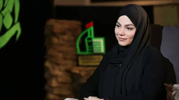دختر زیبای محیا اسناوندی مجری تلویزیون مثل فرشته ها شد!