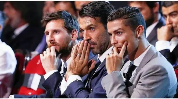 شوخی جالب اما عجیب رونالدو با بوفون!