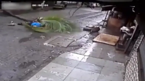 مرگ مجری زن مشهور هنگام بازگشت از یوگا+ فیلم و عکس