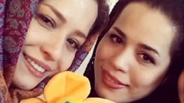عکس ها/ نگاهی خانه باغ سرسبز ملیکا شریفی نیا / سفره دلچسب با کوکوسبزی در ایوان حیاط پر درخت