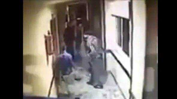 اقدام شیطانی با دختر تنها در مسافر خانه ای در  ساحل دریا / این دختر خودکشی کرد+فیلم و عکس